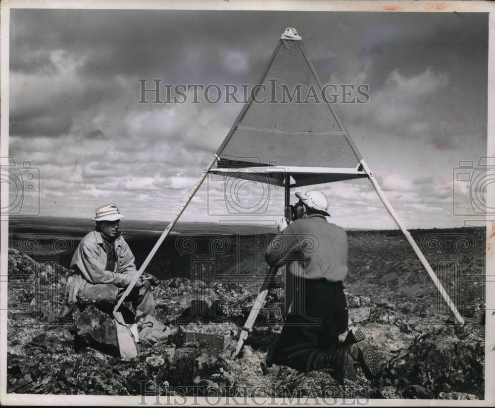 1949 Press Photo A complete mining community has been constructed at Burnt Creek