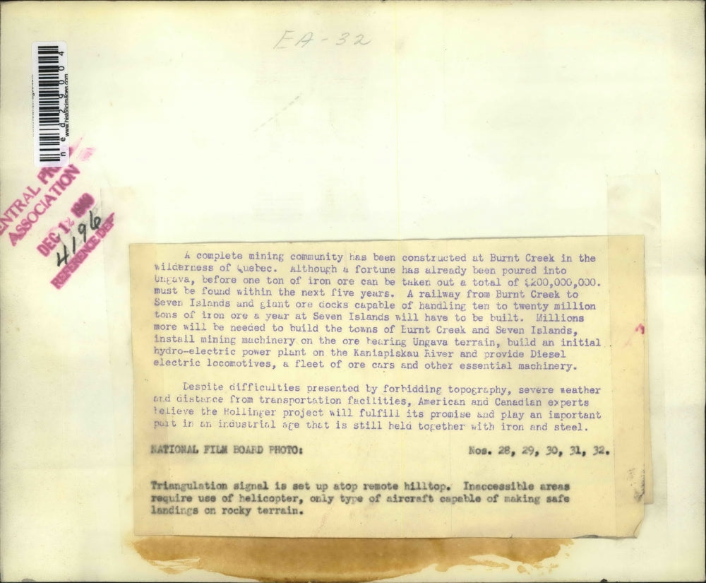 1949 Press Photo A complete mining community has been constructed at Burnt Creek