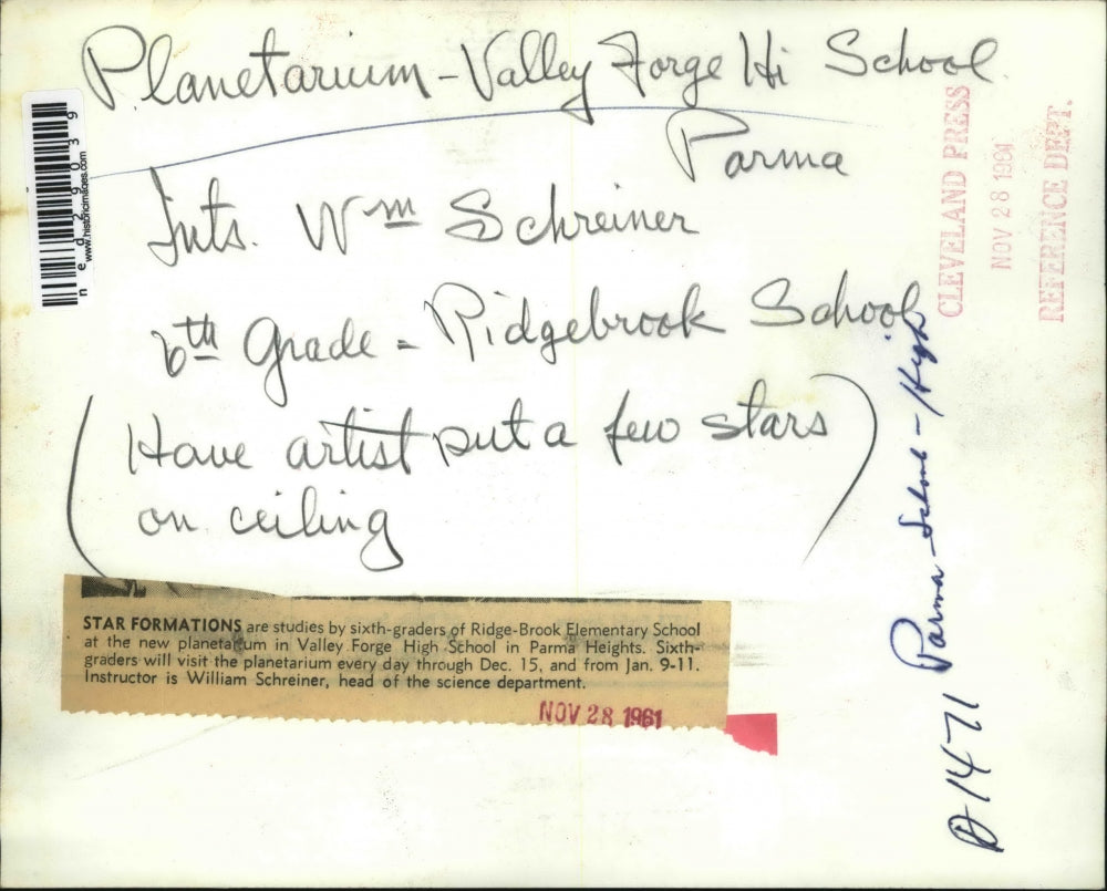 1961 Press Photo star formations are studies by 6th graders of Ridge-Brook