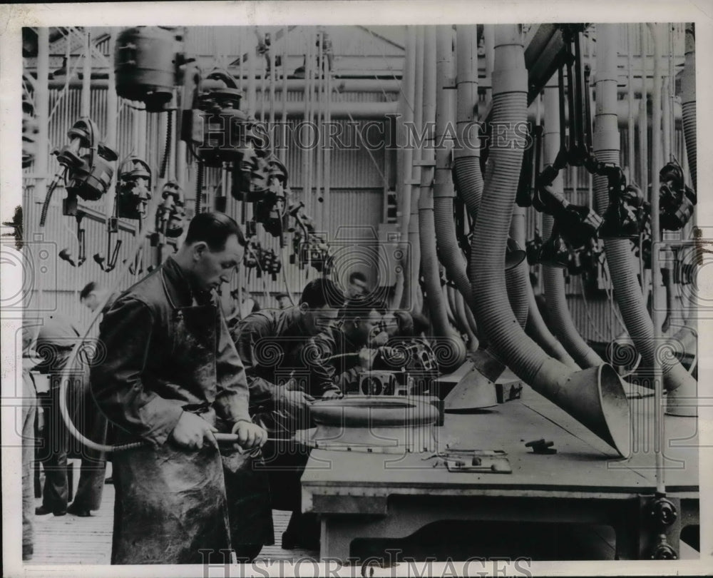 1937 Press Photo British Auto Firms Help R.A.F. Expansion Program