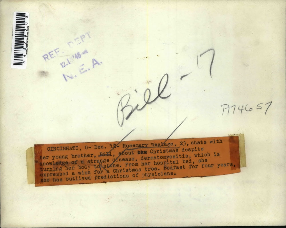 1945 Press Photo Rosemary Weglage Speaks With Younger Brother About Christmas