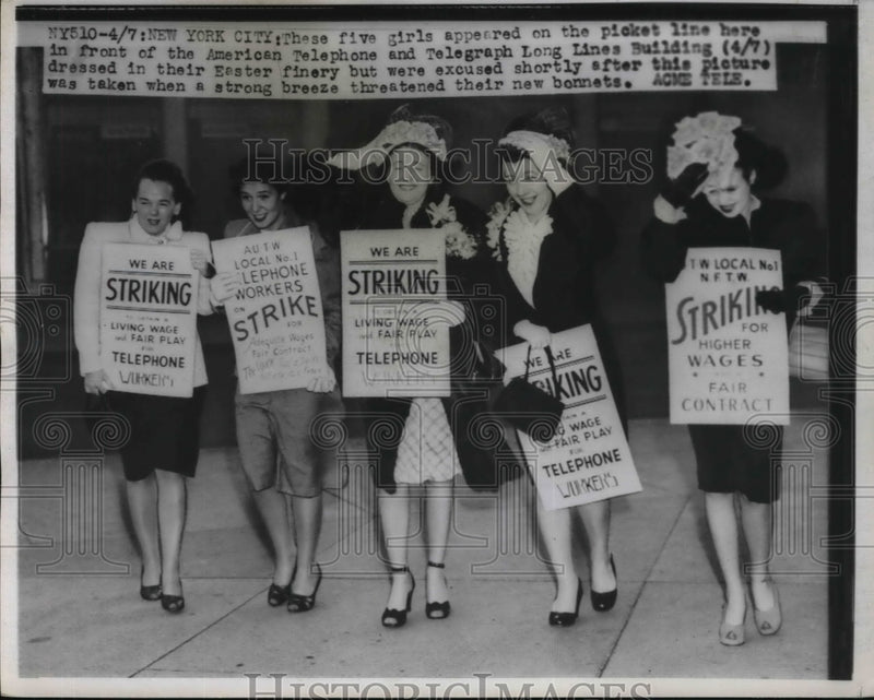 Load image into Gallery viewer, 1947 Press Photo 5 girls in Easter Finery while on strike at ATTLL Building
