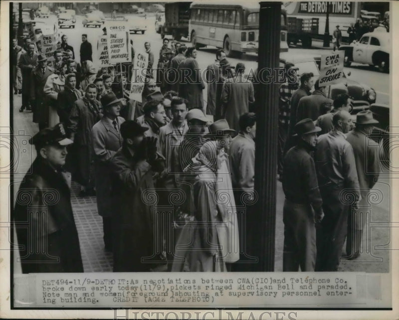 Load image into Gallery viewer, 1950 Press Photo Detroit Telephone Broke Early Michigan Bell Supervisory

