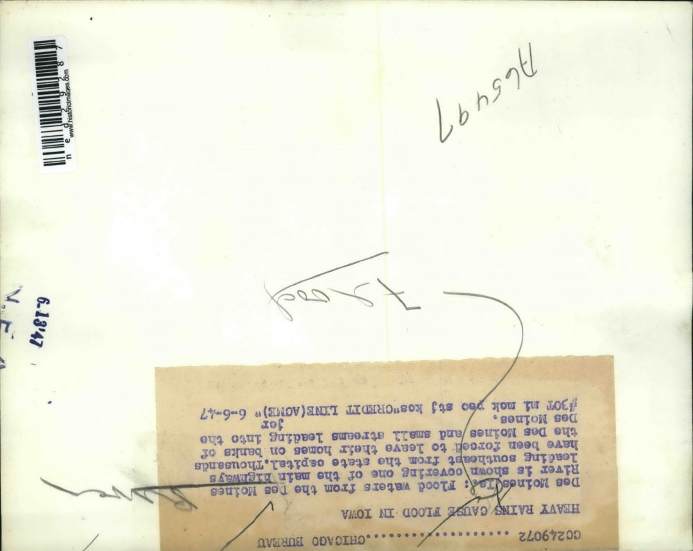 1947 Press Photo Des Moines river flood waters covering highway