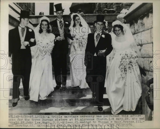 1948 Press Photo Mary & D. Lee, Eileen & T.B. Maue & Dorothy with E.L. Wallace