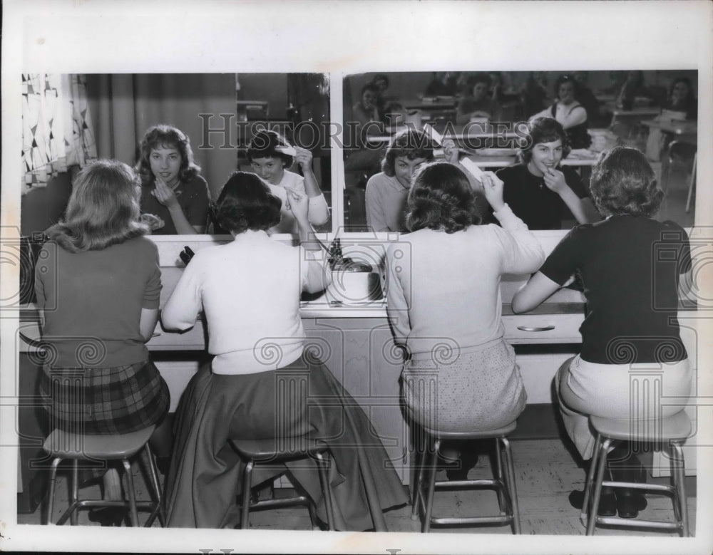 1958 Press Photo P. Grigzell, J. Evanson, J. Busyko & C. Roub at Brooklyn High