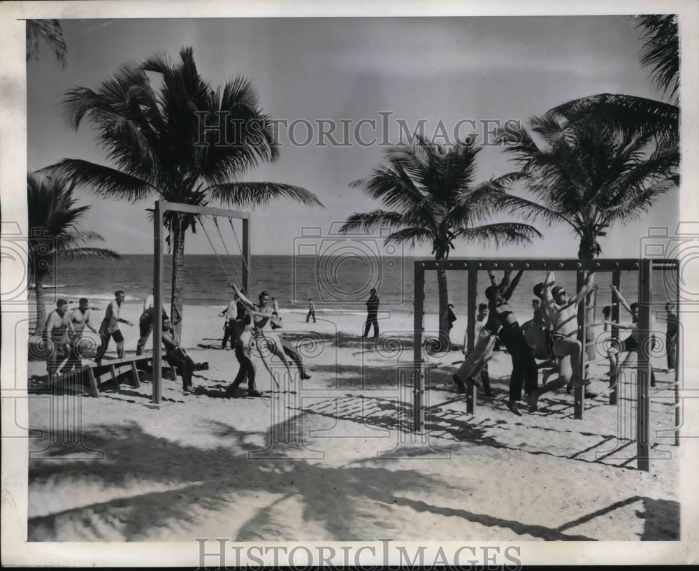 1944 Press Photo Palm Beach soldiers rebuild their strength at the Bean General