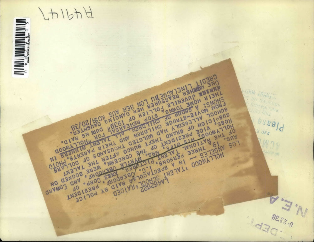 1938 Press Photo I.C. Oberdorf, President of National Talent Pictures, with kids