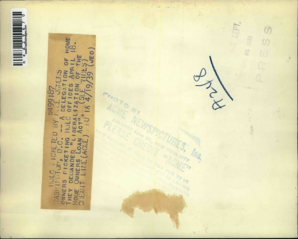 1939 Press Photo Delegation of home owners picketing HOLC offices