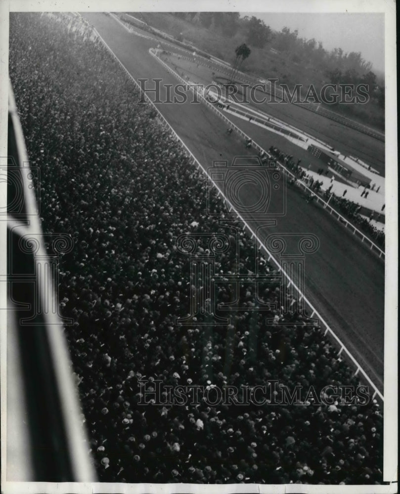 1939 Press Photo Santa Anita Park Attracted Capacity Crowd To Racing Season