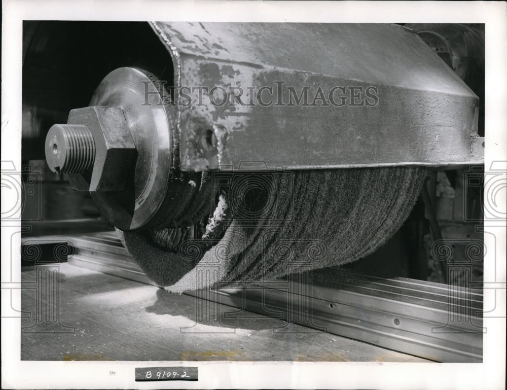 1959 Press Photo Scotch Brite Loading by Minnesota Mining and Manufacturing Co.