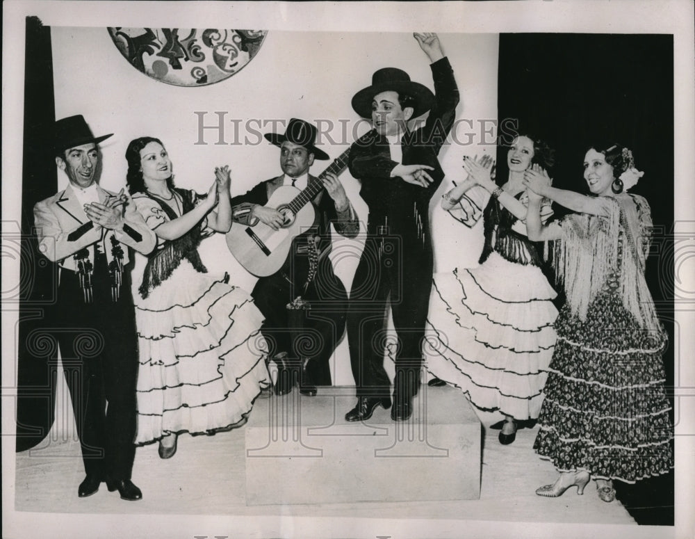 1936 Press Photo Members of the Cast in "La Perichole"