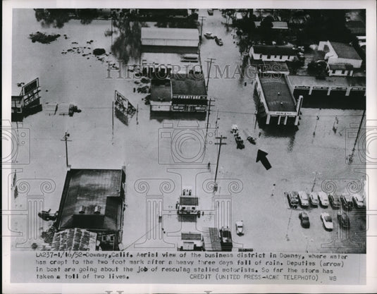 1952 Press Photo Downey Calif aerial view of business district where water crept