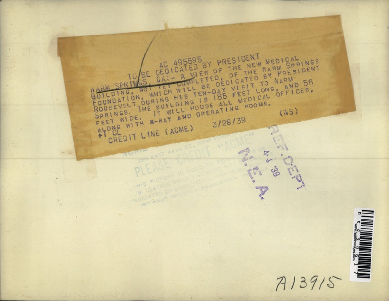 Load image into Gallery viewer, 1939 Press Photo Construction of a medical building in Warm Springs.
