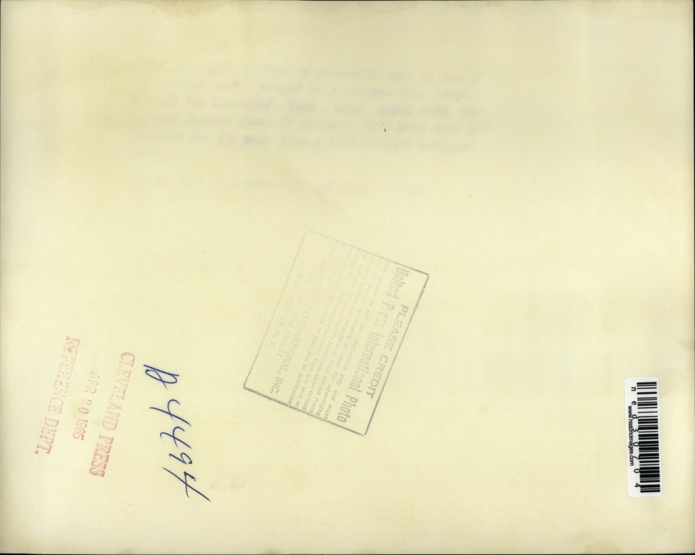 1965 Press Photo A 67-year-old woman, Mrs Mau Dubois was seriously injured