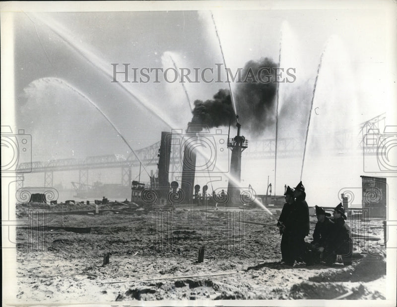 Load image into Gallery viewer, 1936 Press Photo Fire drill on Golden Gate International Exposition
