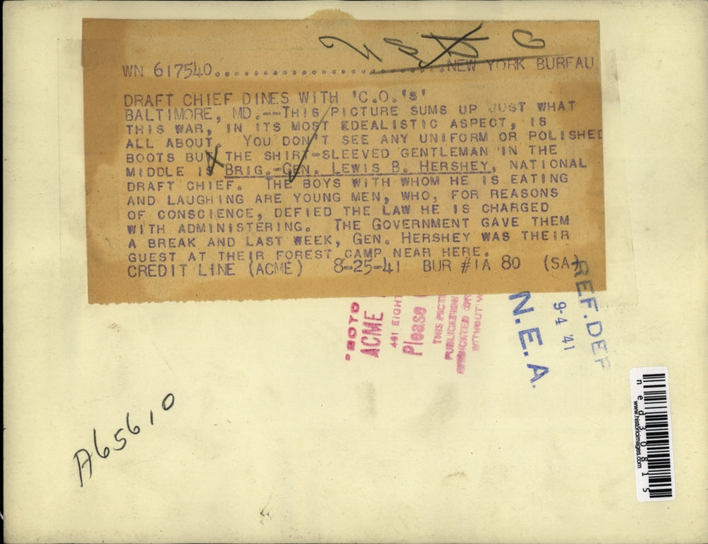 1941 Press Photo Brig.-Gen. Lewis B. Hershey, National Draft Chief, eats dinner