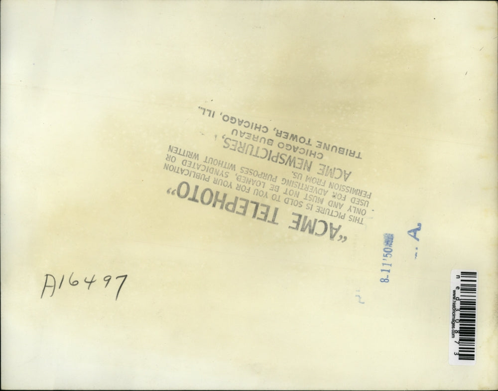 1950 Press Photo Grocery Store Owner Auberry Lee Surveying Earthquake Damage