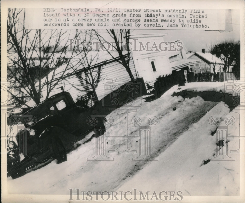 1948 Press Photo Cave In Has Car And House At Weird Angle
