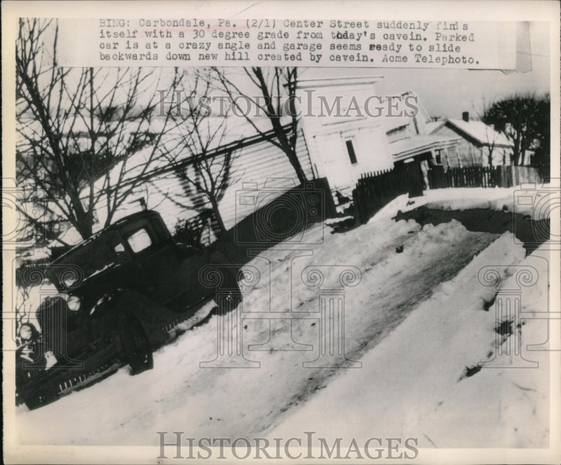 Load image into Gallery viewer, 1948 Press Photo Cave In Has Car And House At Weird Angle

