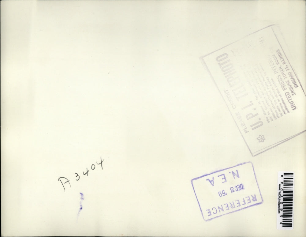 1959 Press Photo Panamanian Guardsmen Trying To Keep Demonstrators At Bay