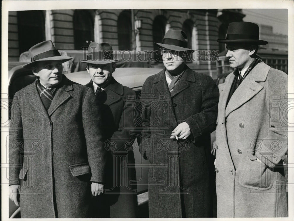 1941 Press Photo Ian W. Drully, Mark Walhaus and Walter R.