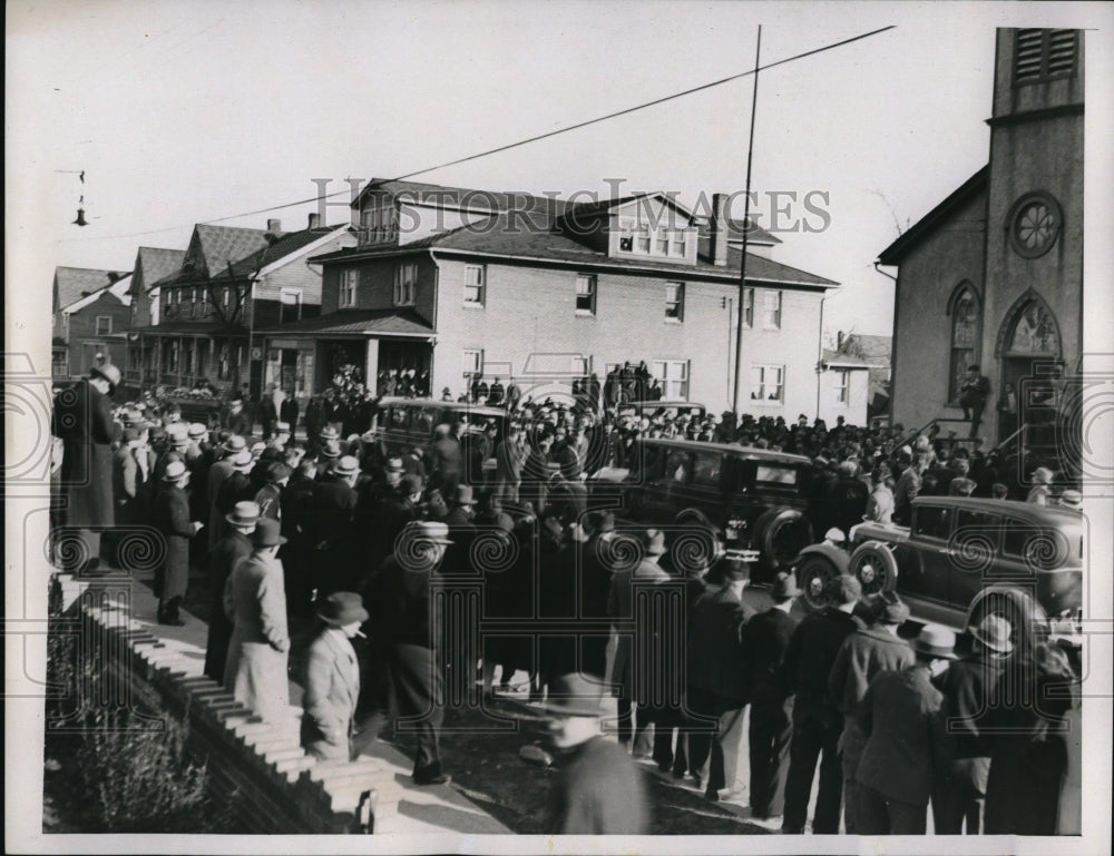 1934 Press Photo Keylares Buries Those Who Died for New Deal in Parade