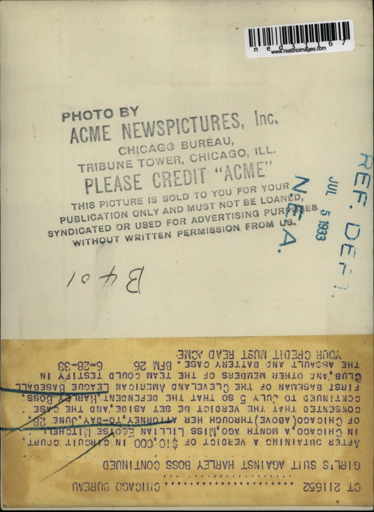 1933 Press Photo Chicago Lillian Ecoise Mitchell Harley Boss Club Case Assault