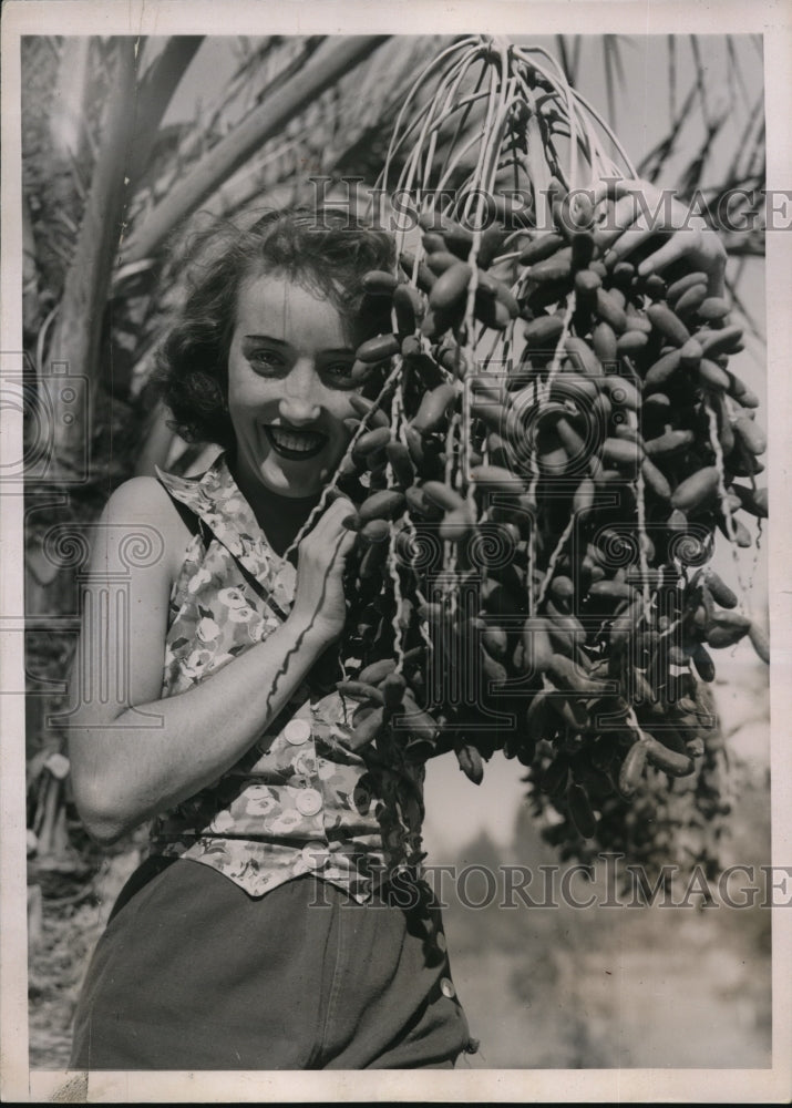 1936 Press Photo Ruby Olrham on lawn of Le Mirador Hotel named Date Queen