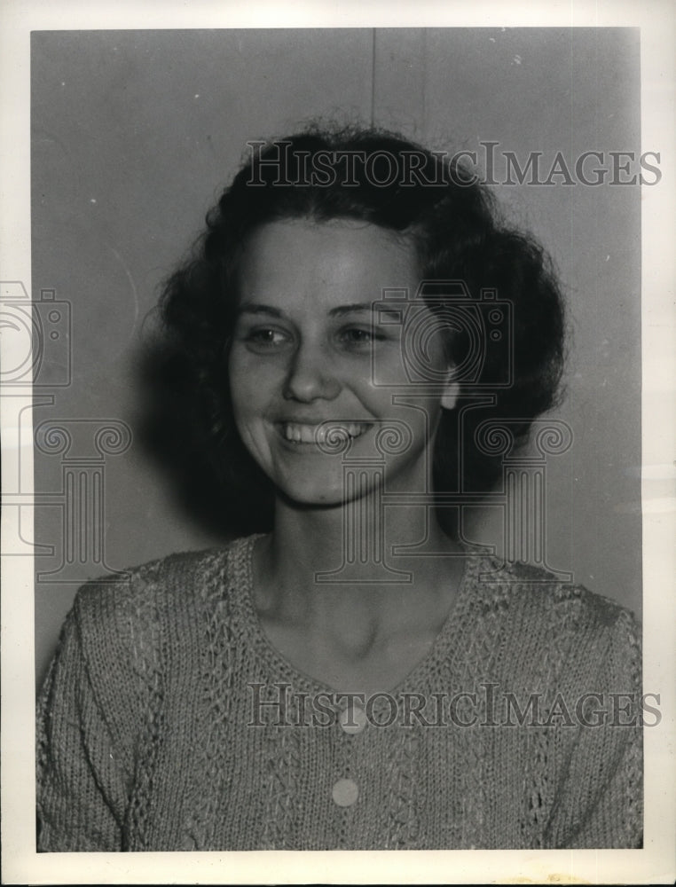 1939 Press Photo Bessie Denton of the United States National Typing Team
