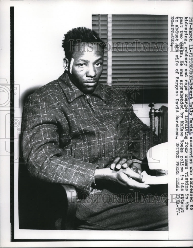 Load image into Gallery viewer, 1957 Press Photo Robert Tally Davis Confessed To Kidnap, Robbery, And Rape
