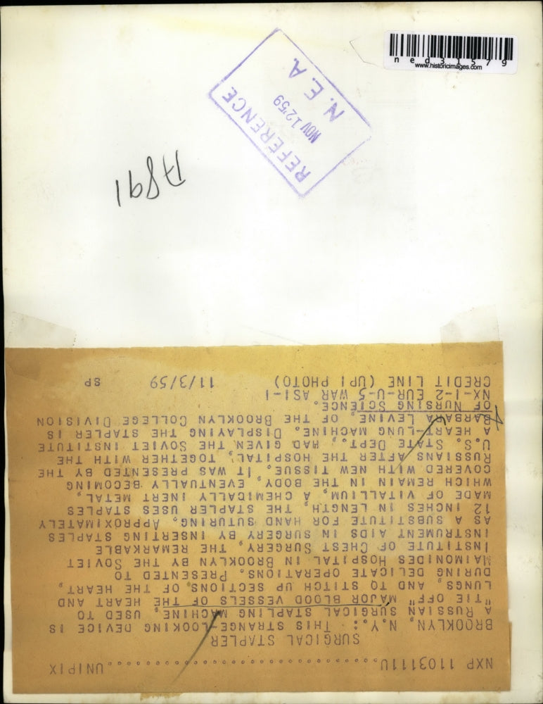 1959 Press Photo Barbara Levine with a surgical stapling machine.