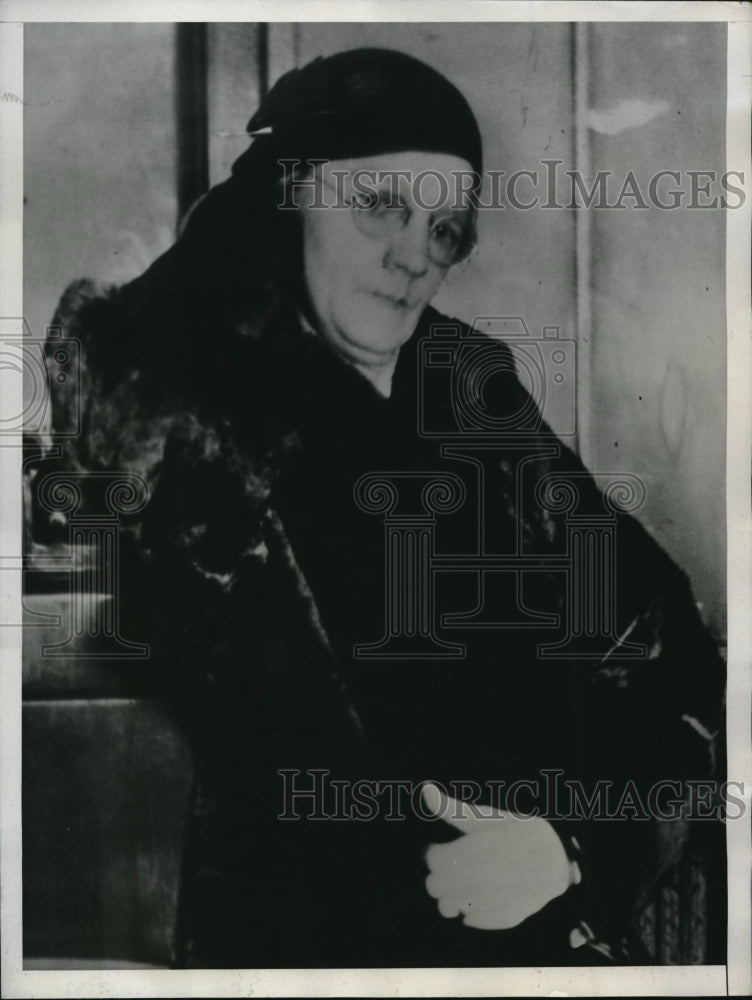 1933 Press Photo Mira Dodge Questioned About husband Vernon Dodge's Death