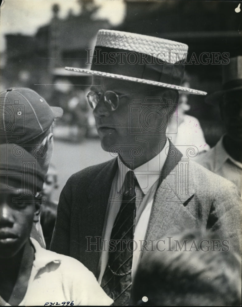 1935 Press Photo Willis Hayes Was Forced By Bandits To Open Vault