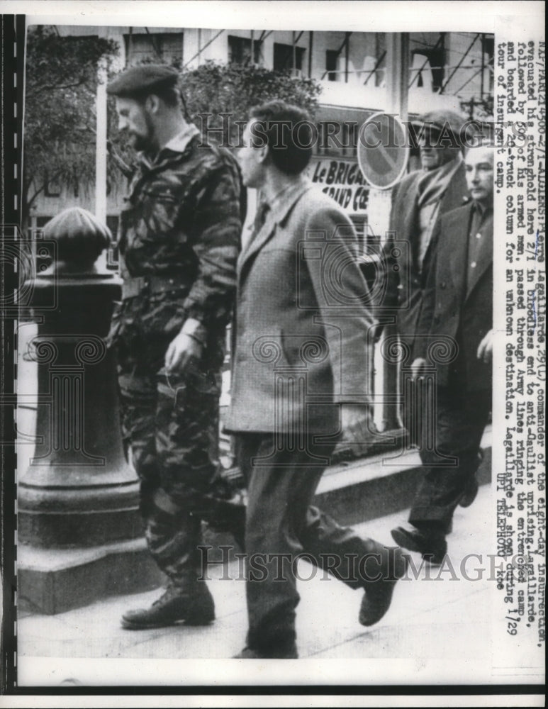 1960 Press Photo Pierre Lagaillarde Evacuates Stronghold Here