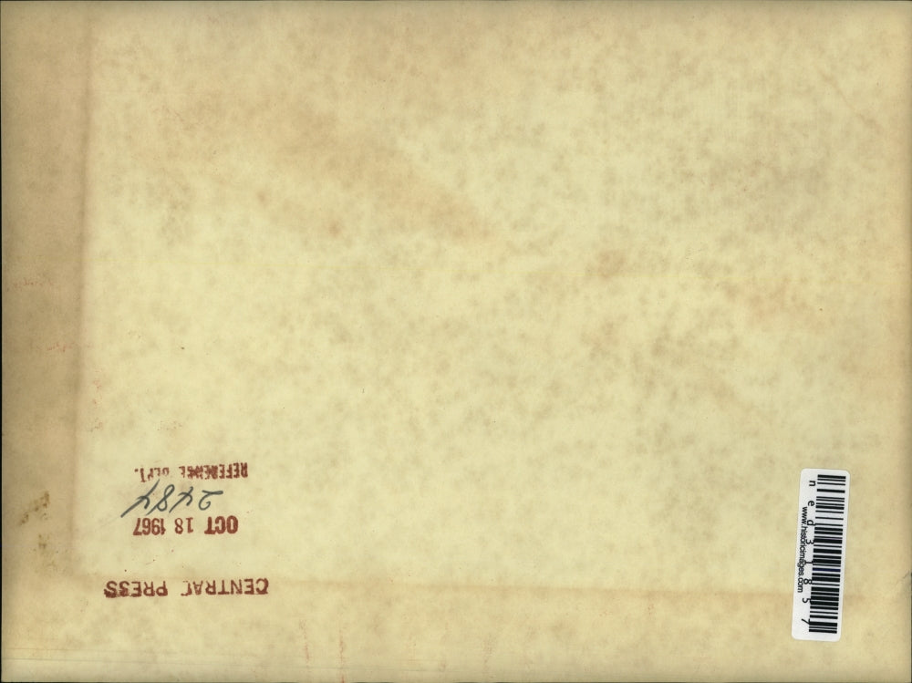 1967 Press Photo Oakland Anti-draft demonstrator injured by club swinging police