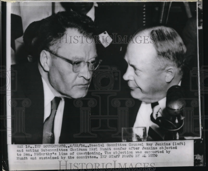 Load image into Gallery viewer, 1954 Press Photo Special Committee Counsel Ray Jenkins and acting Sub-Committee
