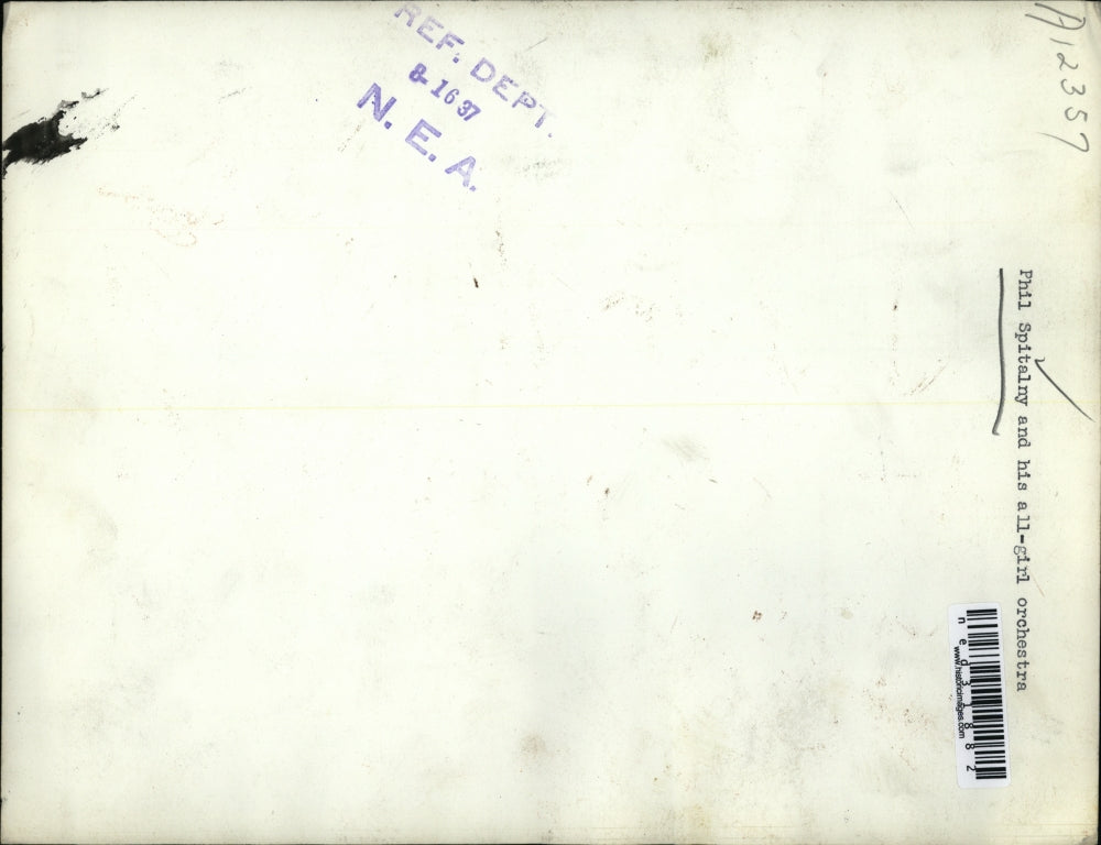 1937 Press Photo Phil Spitalny and his all-girl orchestra