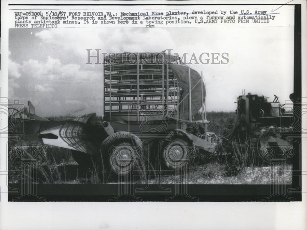 1957 Press Photo Mechanical Mine Planter Developed By the U.S. Army