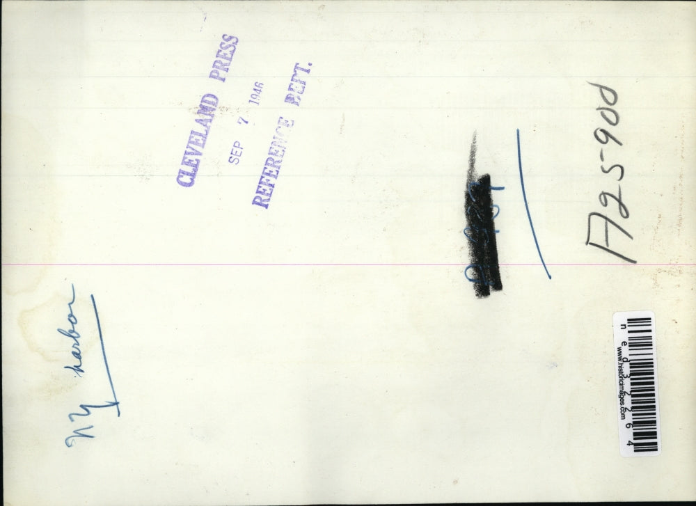 1946 Press Photo Crated Ford mobile shop units lie idle on a lighter