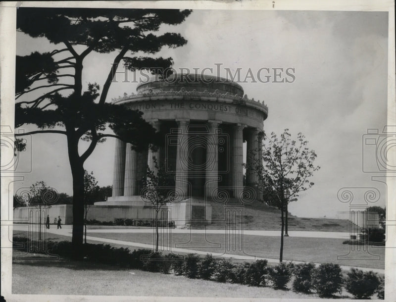 Load image into Gallery viewer, 1936 Press Photo Clark Memorial at Vincennes Ind
