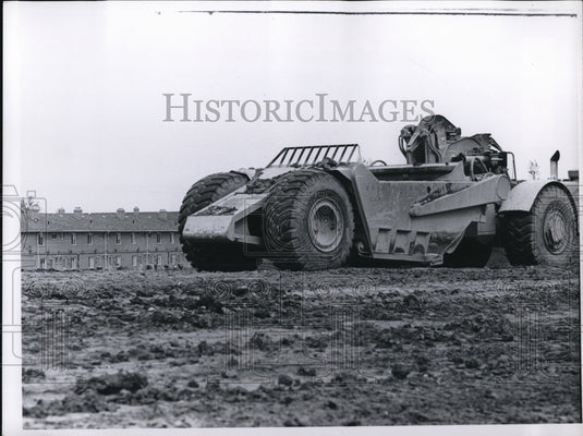 1964 Press Photo Construction work on Interstate in Warrensville Heights