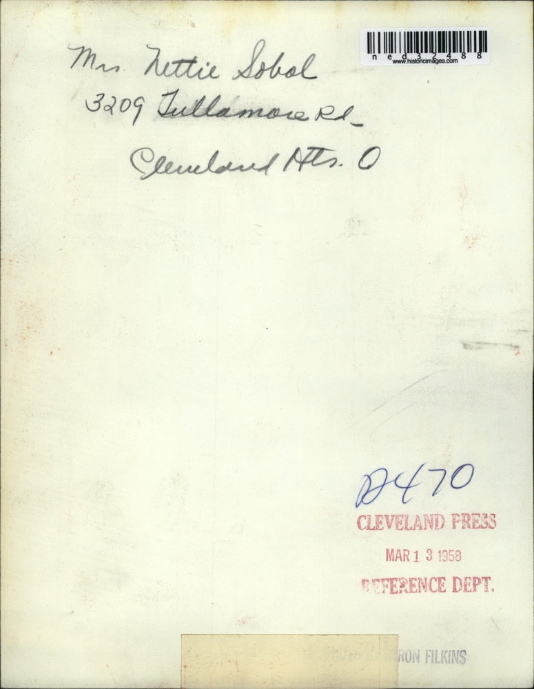 1958 Press Photo Mrs Hettie Sobol of Cleveland Ohio