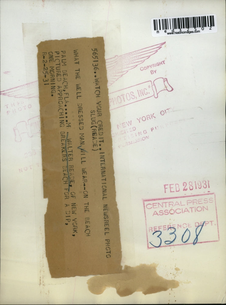 1931 Press Photo Palm Beach FLa Walter Reade of New York approaching Breakers