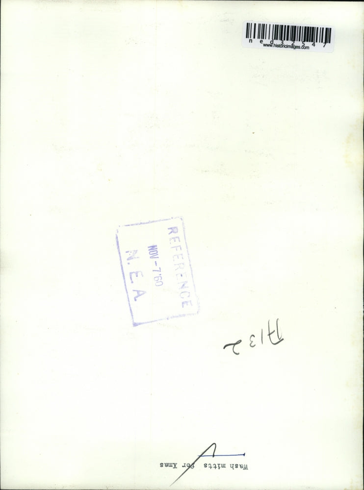 1960 Press Photo Wash mitts for Xmas