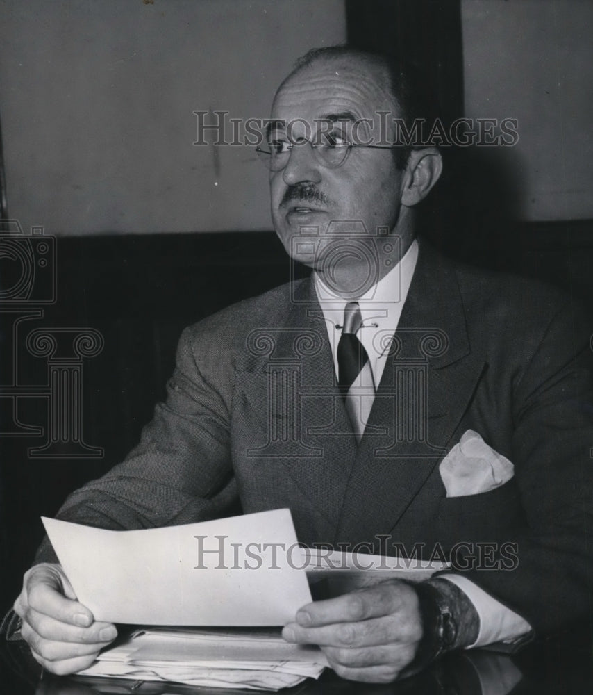 1942 Press Photo Ernest Kanzler, faced with job of convertng the