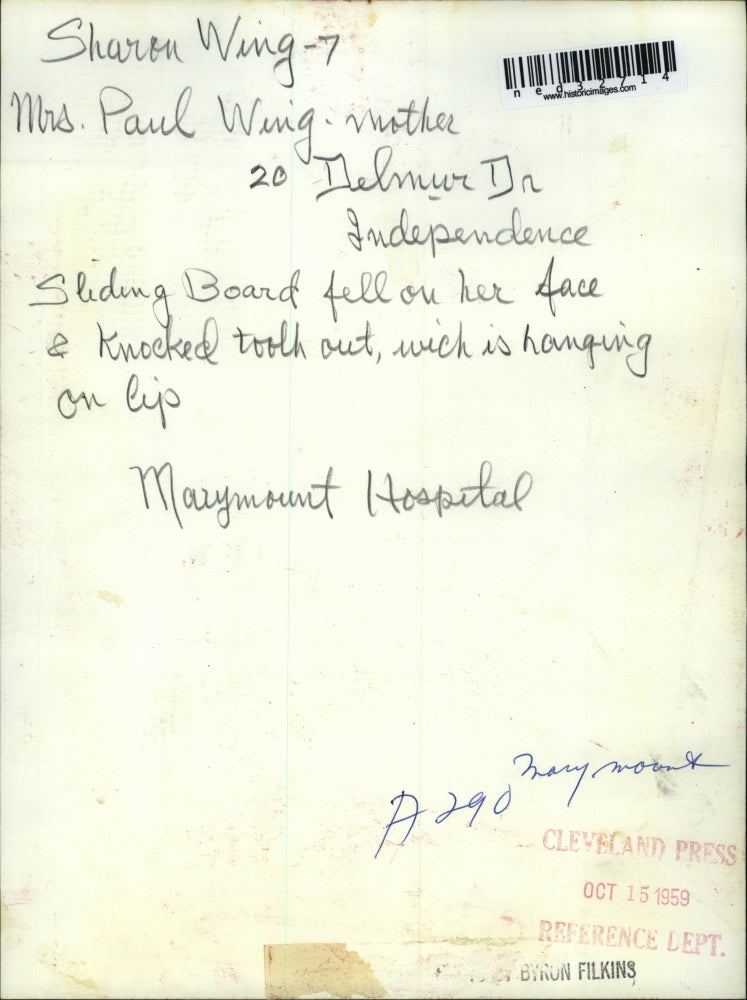 1959 Press Photo Sharon Wing and Mrs Paul WIng, Motherat Marymount Hospital