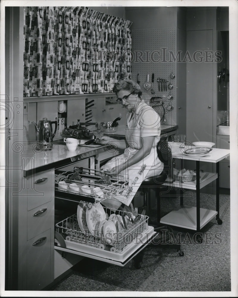 1956 Press Photo Dream kitchen has space saving table - ned32796