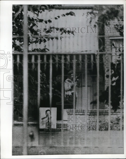 1970 Press Photo Indonesian Ambassador to Holland, stads guard