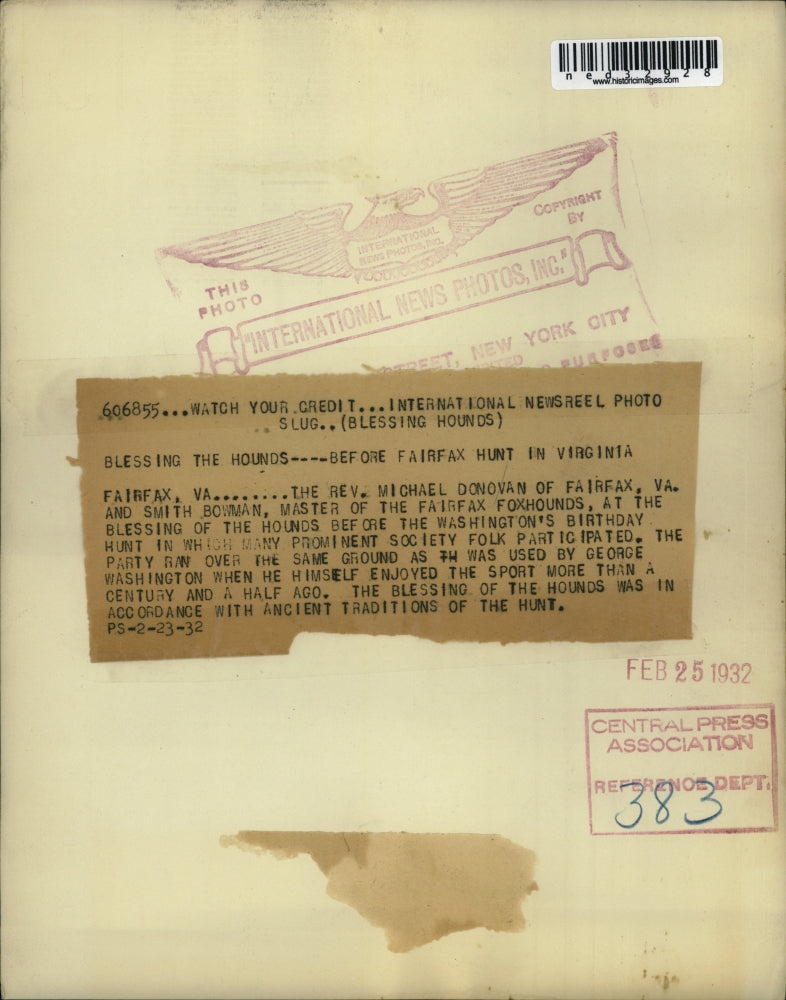 1932 Press Photo Fairfax Va Rev. Michael Donovan and Smith Bowman Master of the